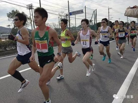 这一习惯一直沿袭至今，只有2014年例外。那一年他没去福冈，只跑防府。
