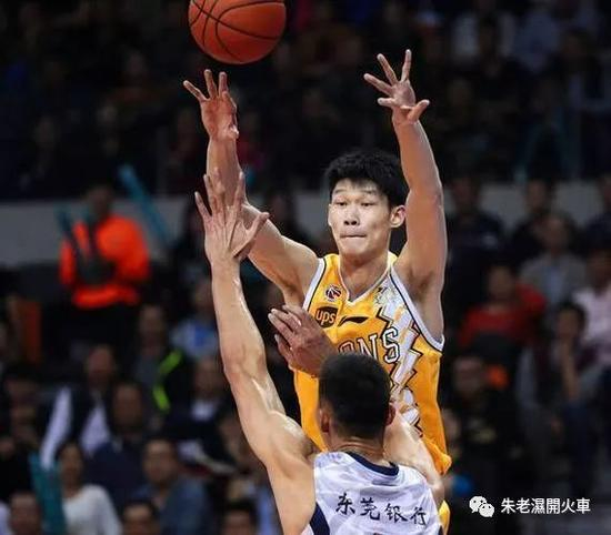 （胡金秋今年表現太好了）