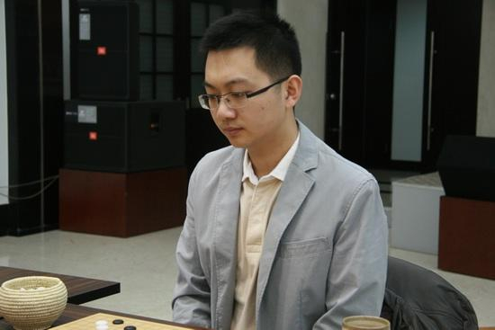 王雷