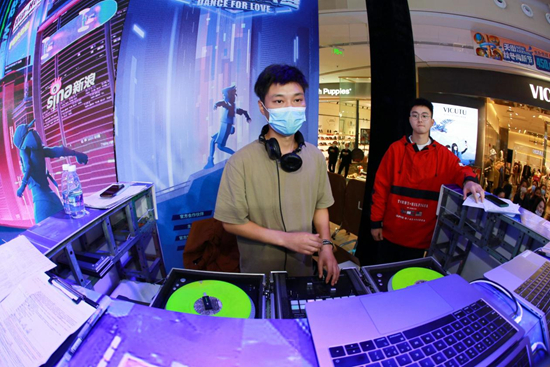 DJ：@刘俊POWERJUN、Bboy思辨