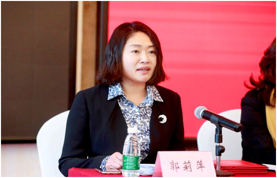 中国象棋协会秘书长郭莉萍主持会议