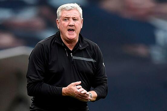 布鲁斯反对手球新规