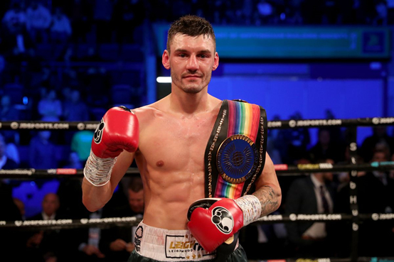 （图片：利•伍德）