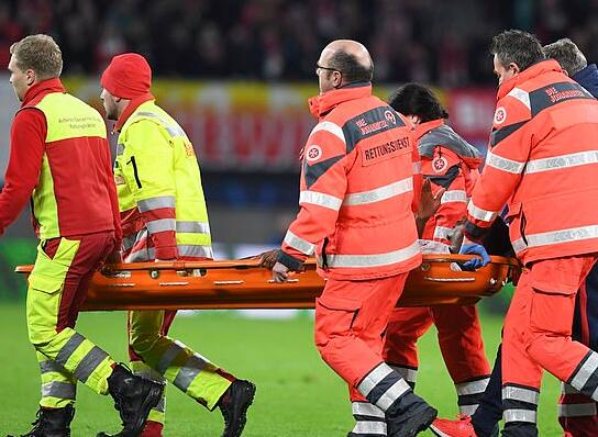 现场救治后送往医院