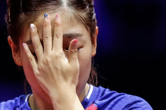 4月27日，刘诗雯夺冠后激动不已。新华社记者韩岩摄