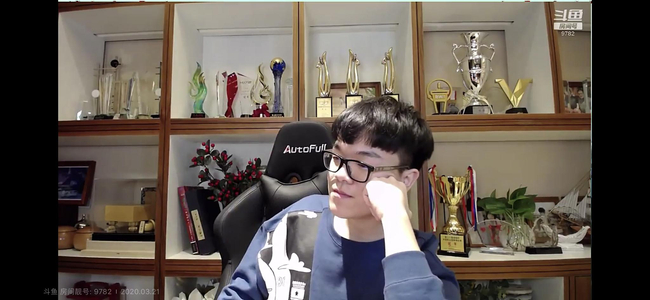 柯洁：不要问我斗地主的事儿