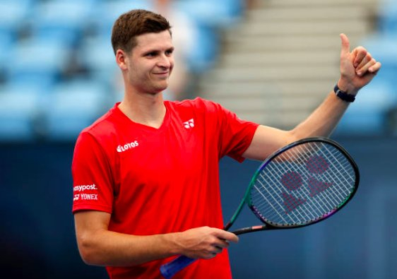 胡尔卡奇将波兰队“带”进四强