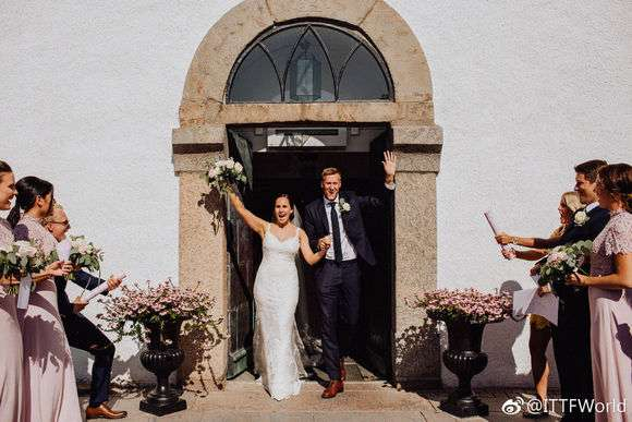 法尔克结婚后改妻子姓氏