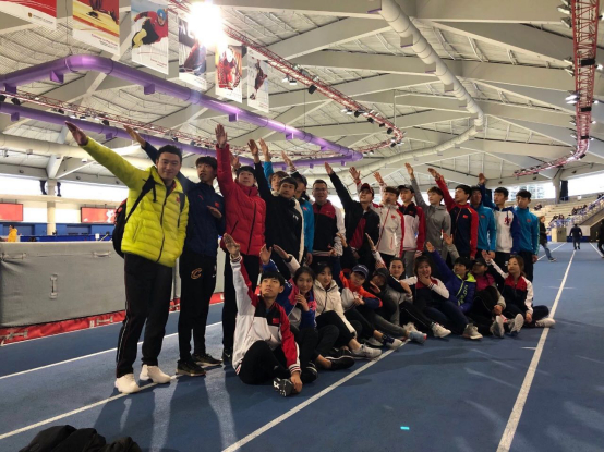 速度滑冰国家集训队教练员、运动员