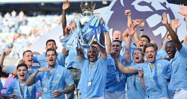  The Premier League - Forten Double Sounding Manchester City 3-1 West Ham United won the championship for four consecutive years