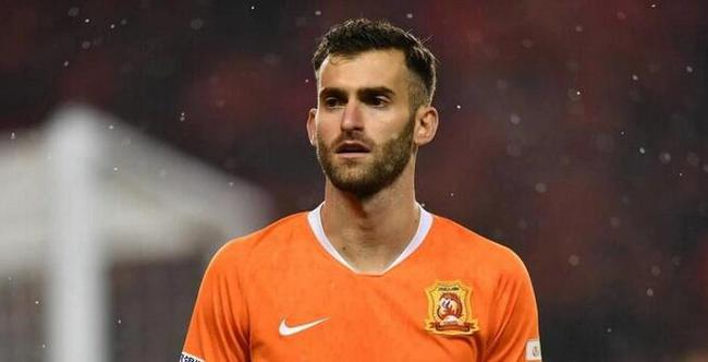 原本要和武磊竞争的巴普蒂斯唐，还没适应中超