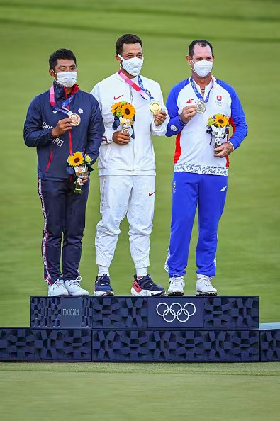 东京奥运男子高尔夫前三名
