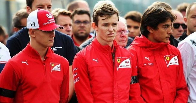 法拉利青训车手卡鲁姆-艾洛特