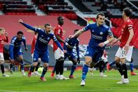 英超-曼联主场1-2负莱斯特城 曼城提前3轮夺冠