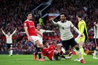 英超-萨拉赫3球 博格巴红牌 利物浦5-0客胜曼联