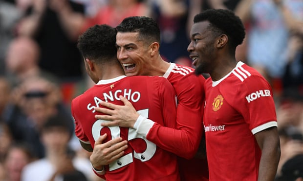 C罗帽子戏法，曼联3-2