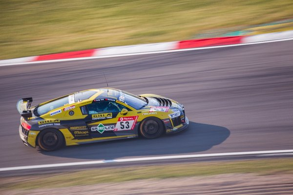 53号 Audi R8 GT4 赛车获SP8组亚军