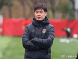 津媒:李霄鹏愿意继续执教国足 12强赛出局心不甘