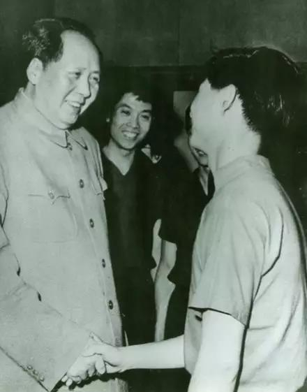 党和国家领导人对乒乓球关心备至