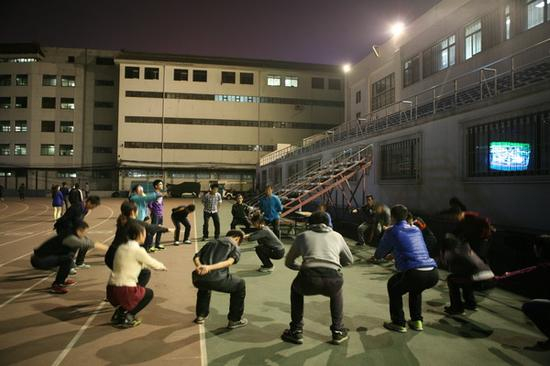 北大夜奔准备活动