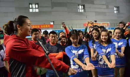 魏秋月传授技艺