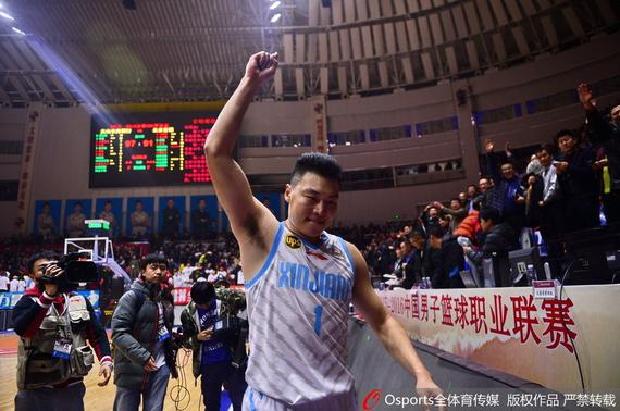 李根!李根!最熟悉的人把北京伤的最深_CBA_新浪竞技风暴_新浪网