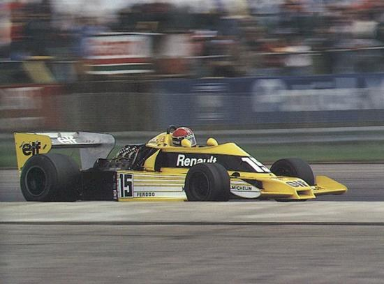 雷诺在1977年首次参与F1锦标赛，图为雷诺RS01赛车。