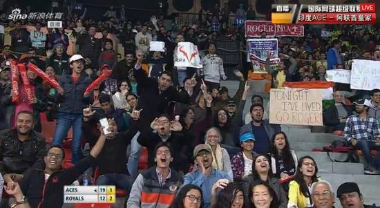 球迷为偶像加油