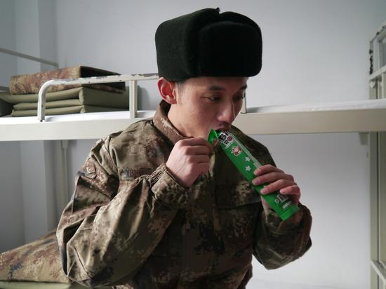 不知道他极为推崇的海苔什么味儿