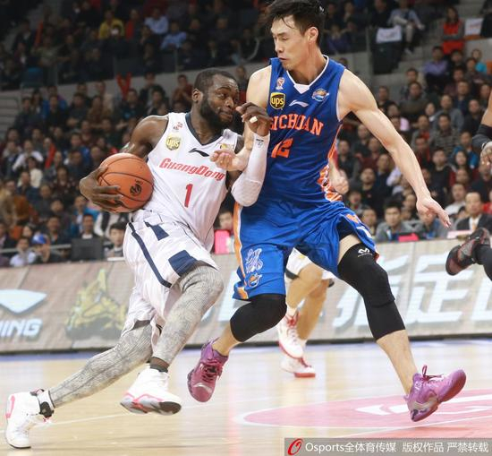 孟达防守拜纳姆