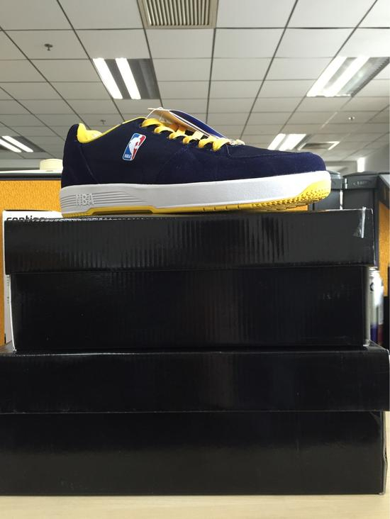 个性板鞋/休闲鞋。