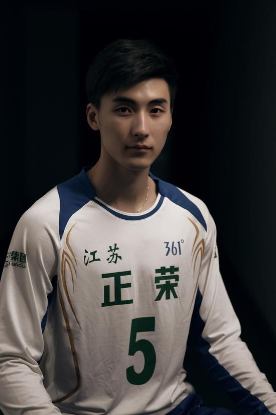 江苏男排二传于垚辰
