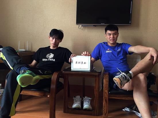 男排事业（吴浩和金志鸿）