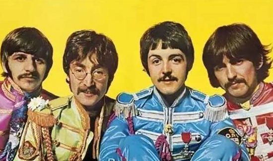“嬉皮士时代”的披头士乐队