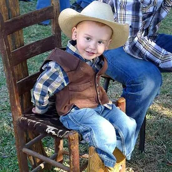 今天沃斯堡的小牛仔，牛仔精神的传承者