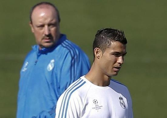 贝尼特斯与C罗貌合神离