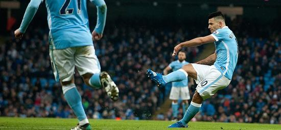 阿圭罗扩大比分