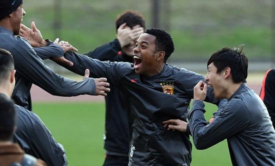 罗比尼奥在恒大