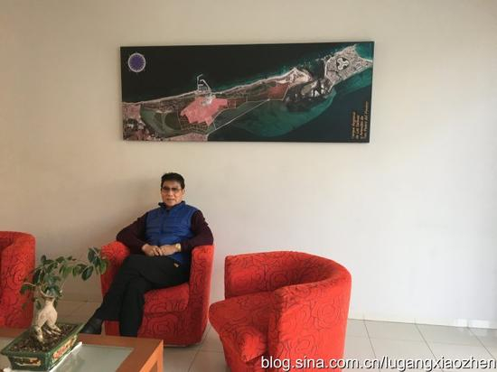 念旧的根宝，特地去了3年前球队住过的平纳塔小宾馆