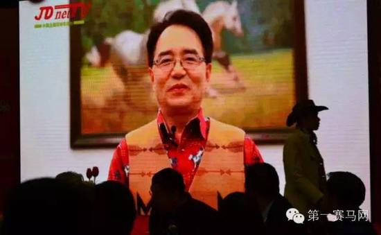 著名体育主持人蔡猛以视频送祝福