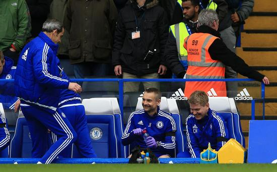 切尔西理疗师乔-弗恩重回教练席