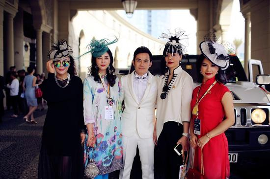 麒麟马业带领中国新贵企业家前往迈丹赛马场