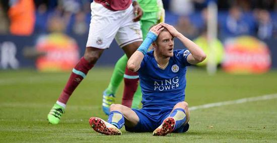 瓦尔迪惊讶假摔判罚