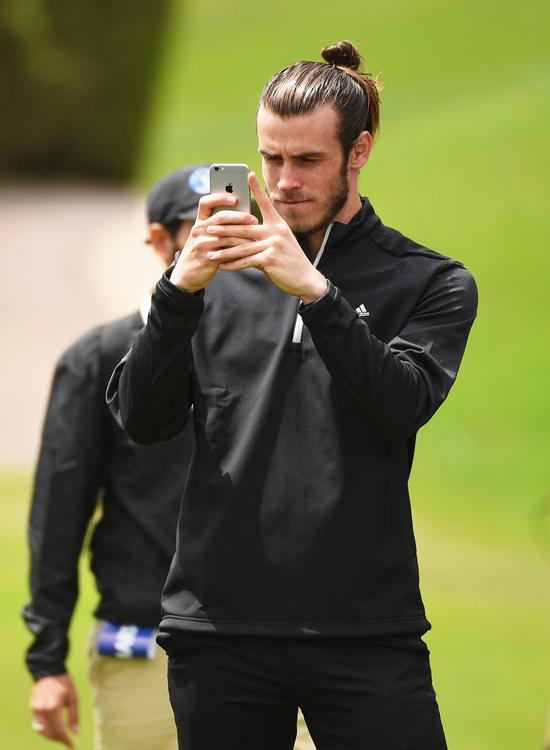 皇马球星贝尔观摩决赛轮