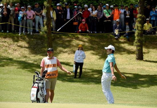 李首民功亏一篑