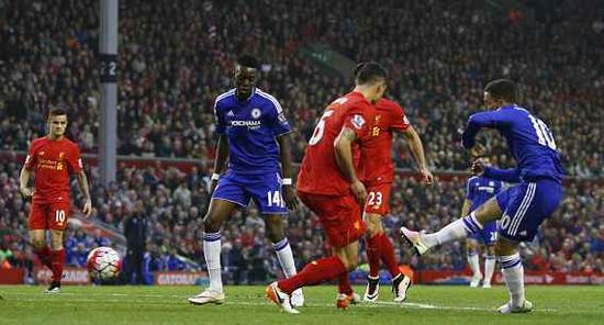 阿扎尔单骑叩关