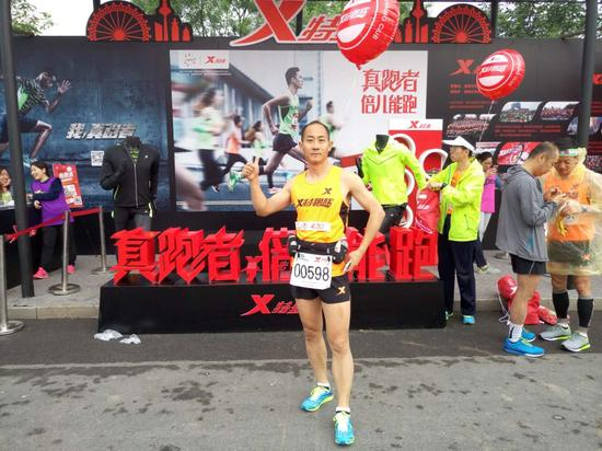 “全能跑”冠军-边海军