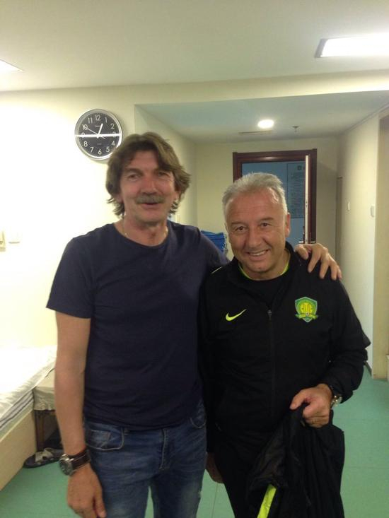 托米奇和现国安主帅扎切罗尼