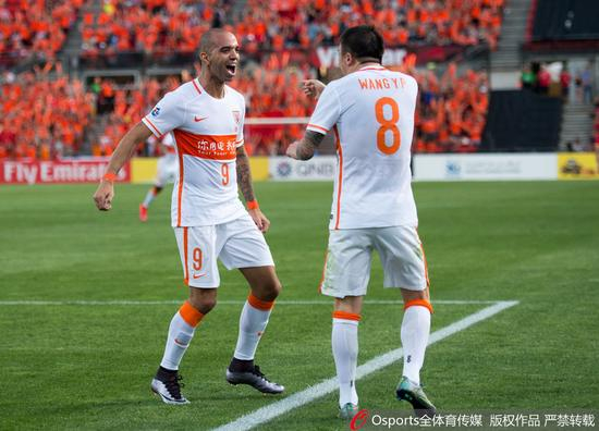 今年亚冠资格赛，鲁能客场击败阿德莱德