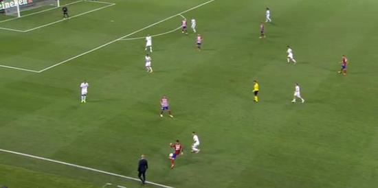 卡拉斯科的边路突破